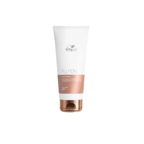 WELLA FUSION Intense Repair balzsam 200ml kiszerelésben